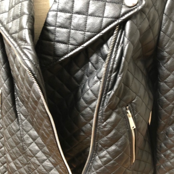 𝅺bcbgeneration‎ Faux Leather Quilted motorcycle Jacket size XL - Picture 3 of 11